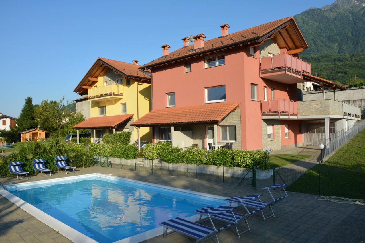 Residence Girasole Casa Rossa B Colico Eksteriør bilde